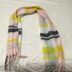 Chunky Anthropologie scarf. The tags are off but it’s never been worn.